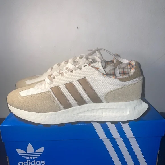 adidas gazelle silver green womens adidas Originals Mens Retropy E5 main image 1